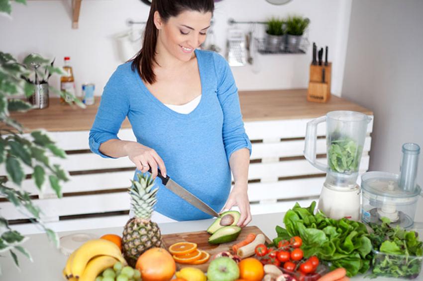 Alami Kelebihan Berat Saat Hamil, Intip Tips Diet yang Aman untuk Ibu Hamil Ini!